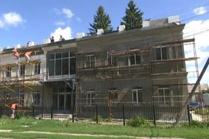 У 170-річній будівлі Золочівської музшколи завершують реконструкцію