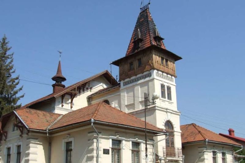 Твори різних жанрів від Ансамблю пісні і танцю ЗСУ